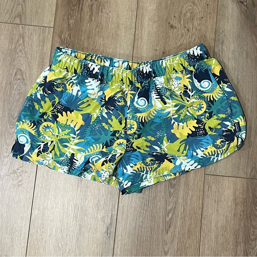 Patagonia Women's Blue Green and Yellow Barely Baggies Tropical Shorts Medium